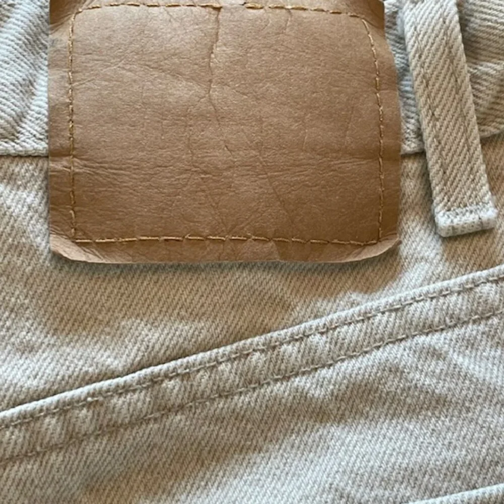 Levi's Vintage 90's Relaxed Fit 550 Made in USA Cotton Khaki Light Tan 36 38